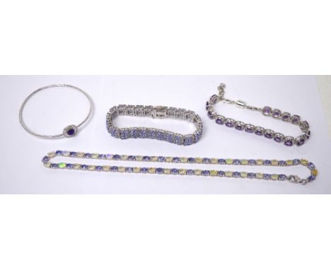 A sterling silver 925 articulated tennis bracelet, a further articulated sterling bracelet, a sterling silver 925 necklace an