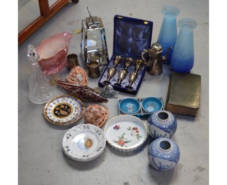 A collectors' lot comprising plated items to include a three-piece tea service, glassware to include a pair of French mottled