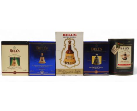 BELL'S WHISKY DECANTERS One Decanter Of The Celebration Blended Old Scotch Whisky 75.7cl 70° One Decanter Of Christmas 1998 B