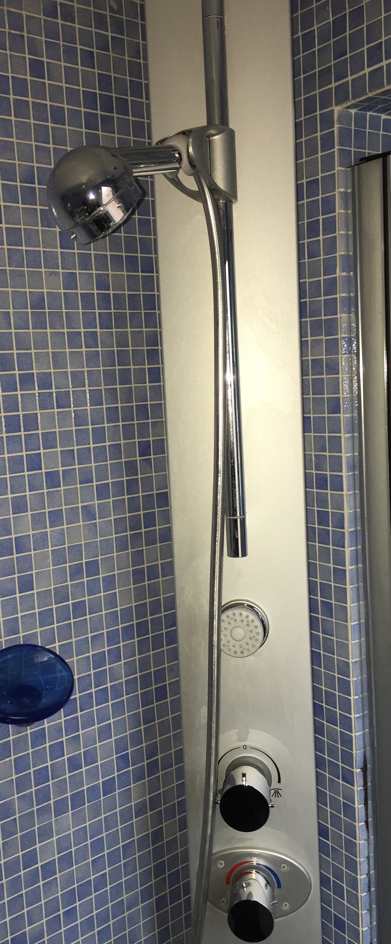 1 x Hansgrohe Pharo "Colonna Doccia" Upright Bathroom Shower Panel