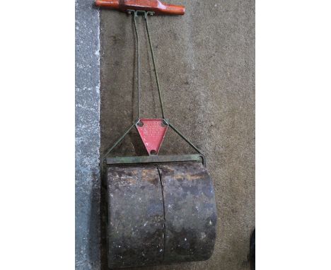 A VINTAGE GARDEN ROLLER