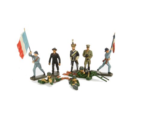 Elastolin and Lineol 75mm WW2 figures, including Lineol von Mackensen, French flag bearers (2), General Blomberg, Elastolin D