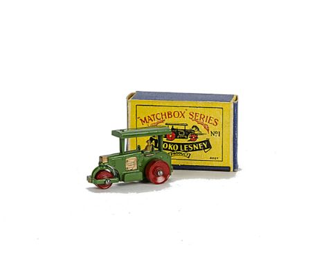 Matchbox Lesney 1-75 Series MB-1a Diesel Road Roller, dark green body, red MW, gold trim, 49mm, in type B box, E, box G, smal