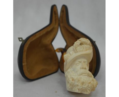 A cased Meerschaum pipe of man in hat (unused, mint condition)