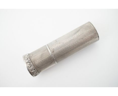 An Elizabeth II silver lipstick holder, with engine-turned decoration, Dyas Beverley Hampton, London, 1956, 28.5g