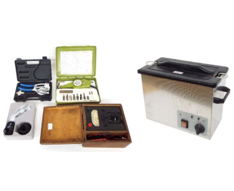Ultrasonic electric watch cleaning unit; also a Summit MicroFix USB digital microscope, power punch kit, Power Line Model 72 