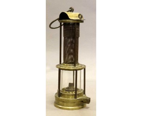 Thomas &amp; Williams Clanny Mining Lamp makers mark and crest to cap