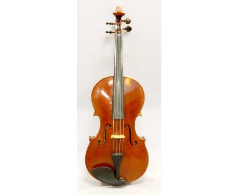 Stradivarius violin is top lot at Beare's first online auction, News