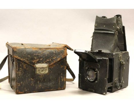 Houghton Ensign De Luxe Reflex Camera with Dallmeyer f3.5 5" lens (cased)