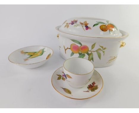 A Royal Worcester part dinner and tea service decorated in the Evesham pattern, comprising pair of oval casserole dishes, obl