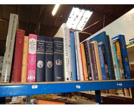 Heraldry.- Books relating to on or about Heraldry The Peerage, (one shelf).Auctioneers note: We have specific vendor instruct