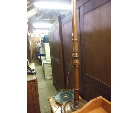 OAK STANDARD LAMP & TRAY