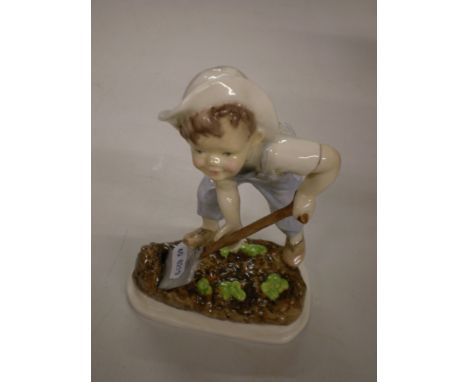 ROYAL WORCESTER FIGURINE "SATURDAYS CHILD" 3524