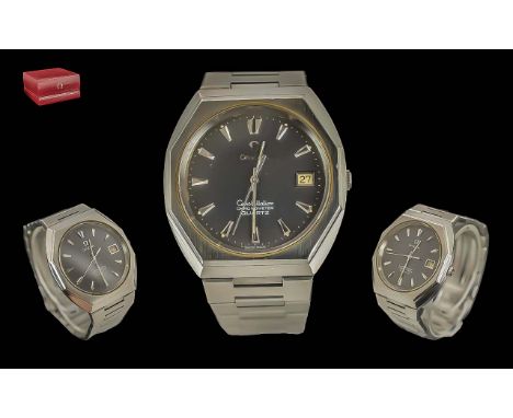 Omega - Constellation Gents Stainless Steel Chronometer Stainless Steel Octagonal Shaped Quartz Wrist Watch. c.1980's. Featur