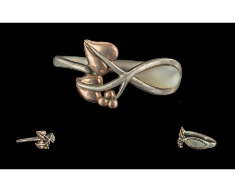 Ladies Clogau Sterling Silver Dress Ring, Hallmarked for Silver & Clogau. In a Clogau Box, From the ' Gold ' Range. 