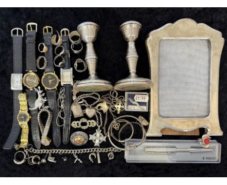 Bag of Mixed Collectables. Includes Parker Pen, Silver 925 Photo frame with Wooden Back, Silver Jewellery, Pair of Small Silv