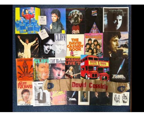 Box of Vintage Programmes, Fan Magazines & Pop Memorabilia, including the Osmonds, David Cassidy, Cliff Richard, etc.