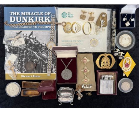 Bag of Mixed Collectables. Includes Cap Badges, Cufflinks, Coins, Watches, Dunkirk Book etc. 