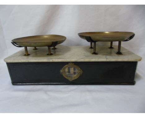 Vintage French scales with marble top and brass trays