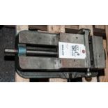 Kurt 6" Machine Vise