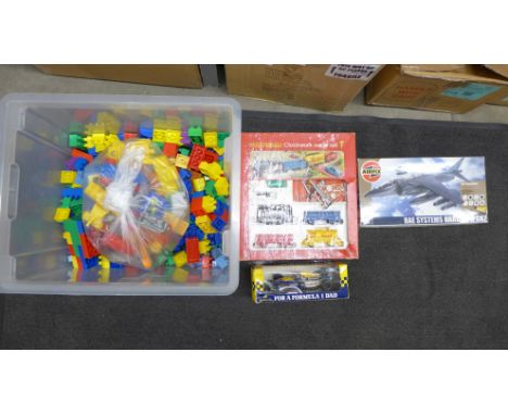 A Hornby Railways Clockwork Super Set, an Airfix BAE Systems Harrier II GR7 model kit, an Onyx Formula 1 Williams Renault 199