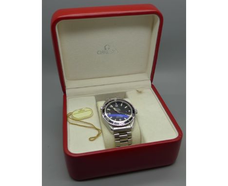 An Omega Seamaster Professional Planet Ocean Co-Axial Chronometer wristwatch, with boxes, paperwork and spare links 