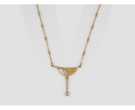 OPAL-DIAMANT-COLLIER Gelbgold. L. 41 cm, Ges.-Gew. ca. 9,8 g. Gest. 750, Herstellersignet, Caratangabe des Diamanten gemarkt.