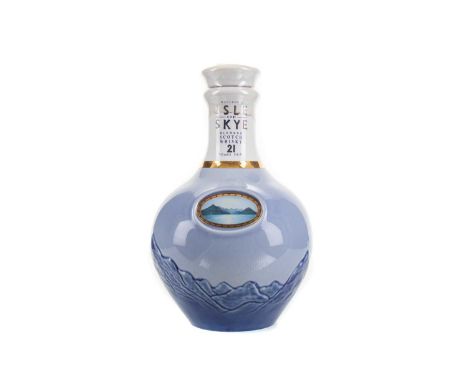 ISLE OF SKYE 21 YEAR OLD CERAMIC DECANTER BLENDED WHISKY 40% ABV / 70cl