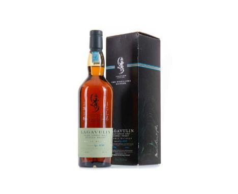 LAGAVULIN 1998 DISTILLERS EDITION ISLAY SINGLE MALT The Islay distillery of Lagavulin first gained notoriety in 1862 when it 