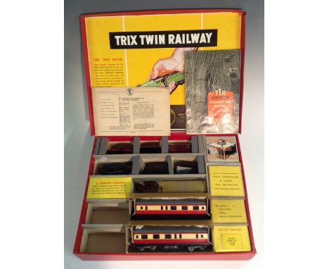 Trix Railways - OO gauge Goods Train Set  L.N.E.R 4/324, comprising 0-4-0 Locomotive and six wheel tender, No 5124, BR black 