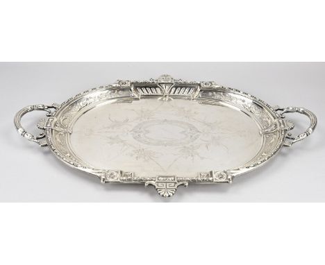 Capital plated tray, oval model with palmettes and a double decorated edge with culots, acanthus leaves, rosettes and floral 