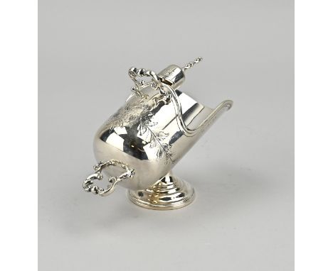 Silver sugar bowl, 835/000, with spoon, in the shape of a coal trough with floral engraving, on a round base with curled hand