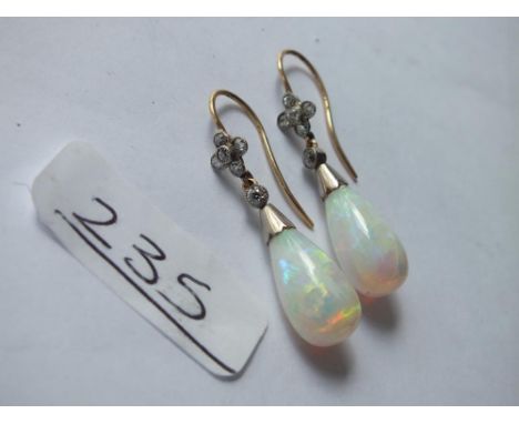 A PAIR OF ANTIQUE GOLD DIAMOND &amp; OPAL DROP EARRINGS 