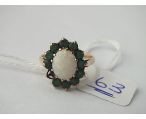 An opal &amp; emerald cluster ring (1 stone missing) in 9ct - size O