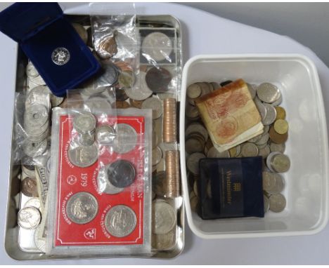 COLLECTION OF BRITISH, COMMONWEALTH AND WORLD COINSmainly 19/20th century, various items noted include a Province of Nova Sco