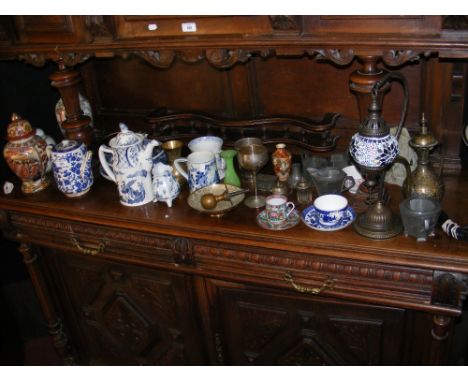 Various collectable ceramic and metalware 