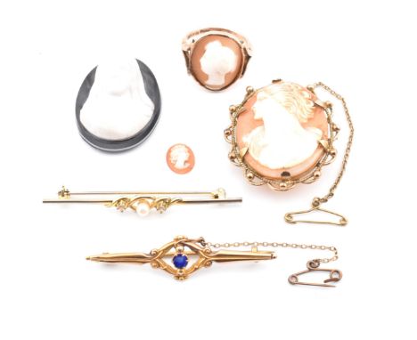 A collection of jewellery. The jewellery to include an early 20th century cameo ring, stamped W.C &amp; Co 9ct. A hallmarked 
