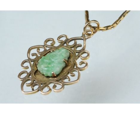 9ct yellow gold chain, bolt ring clasp, length approx 38.5cm, together with a jade 14ct yellow gold pendant, the carved jade 