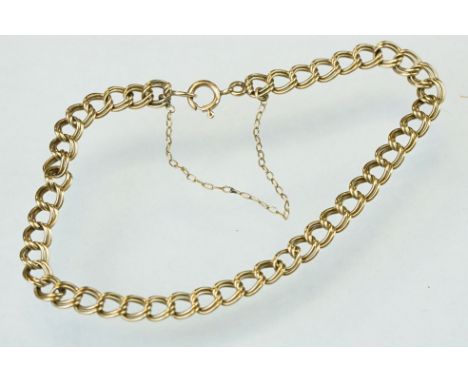 9ct yellow gold double link curb link bracelet, bolt ring clasp, safety chain, length approx 19.5 cm 