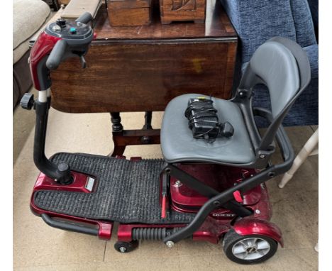 A Quest Pride folding mobility scooter (no key)