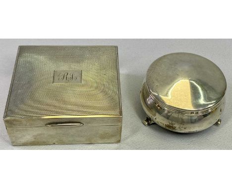 ELIZABETH II RECTANGULAR SILVER CIGARETTE BOX, the cover with engine turned decoration and monogrammed RJ, Birmingham 1965, 8