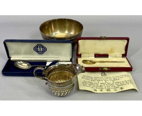 SMALL SILVER - 4 items to include a Victorian cream jug, London 1885, indistinct Maker's mark, 5.5cms H, circular presentatio