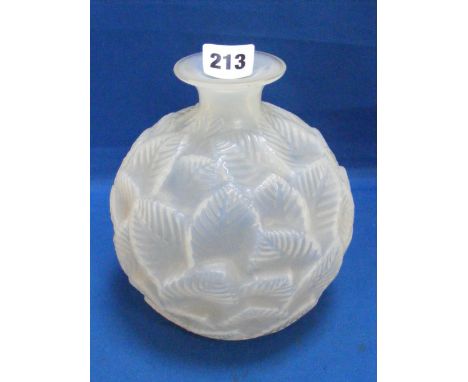 An R. Lalique 1930s "Ormeaux" opalescent vase (crack to base).   