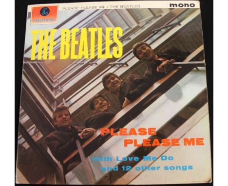 PLEASE PLEASE ME - UK MONO 4TH RECORD/1ST SLEEVE - A very clean UK 4th mono pressing with a very clean 1st UK mono sleeve. Th