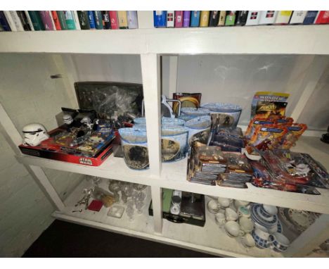 Collection of Star Wars, Lord of the Rings, Zorro toys including cased models, mask, etc.