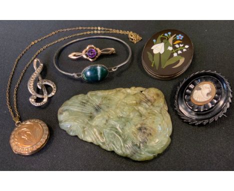 An Ashford Marble oval brooch, inlaid with stylised folaige;  a Jade pendant;  agate bracelet;  etc 