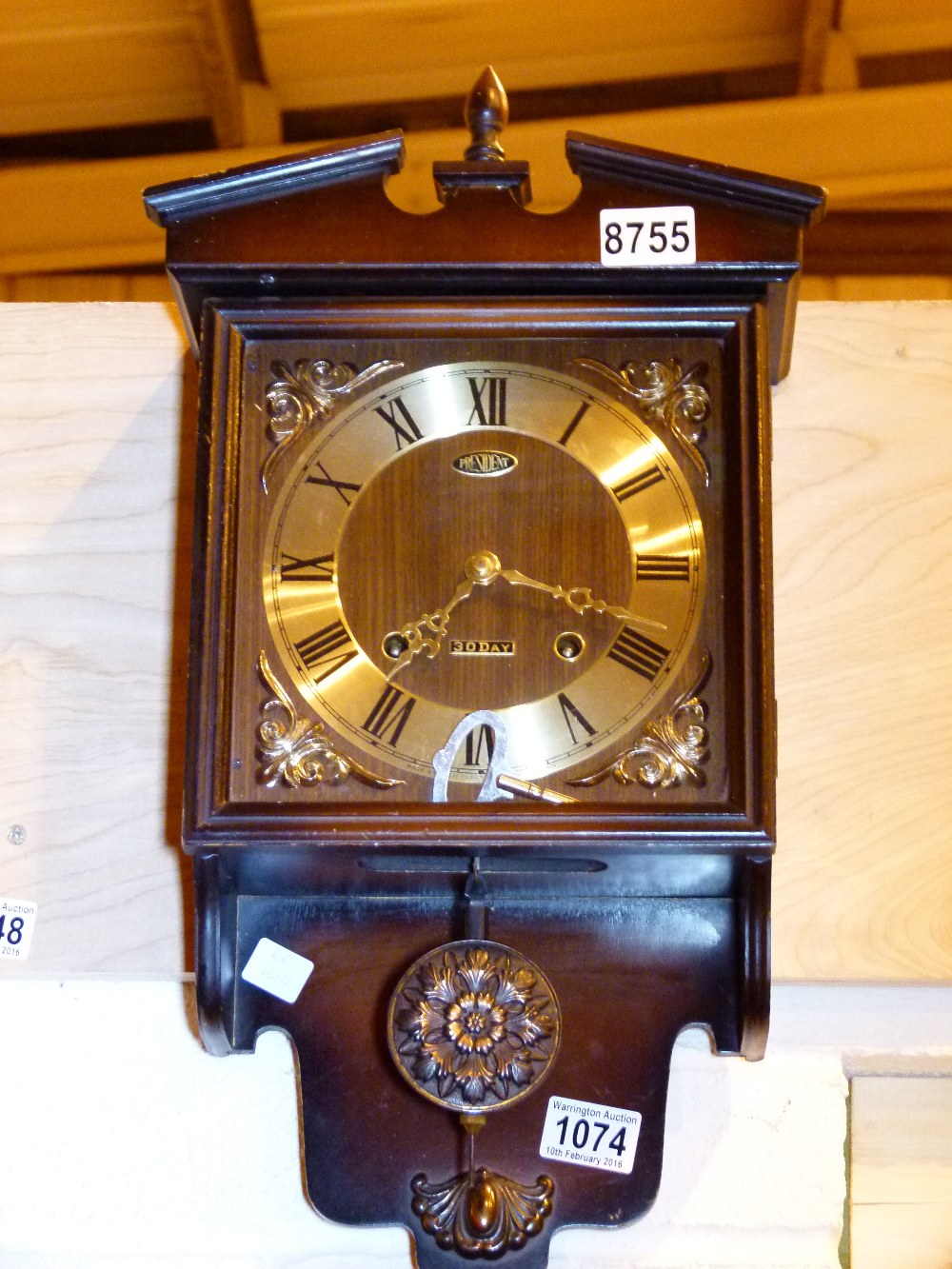 PRESIDENT WALL CLOCK. President 30 day wall clock