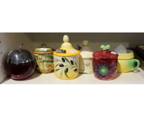 A selection of ceramic honey and marmalade pots, including Crown Devon etc (6)