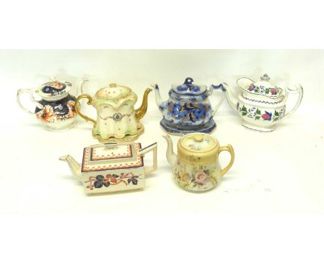 Group of vintage teapots late 19th century with various designs, including Davenport example (5)