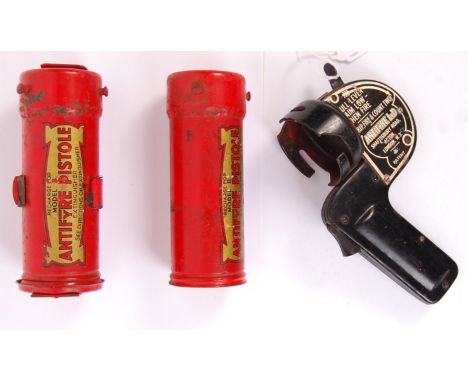 A vintage 1940's&nbsp;Antifyre Ltd 'Antifyre Pistole' Model B lifeboat fire extinguisher with 2x canisters / cartridges in re